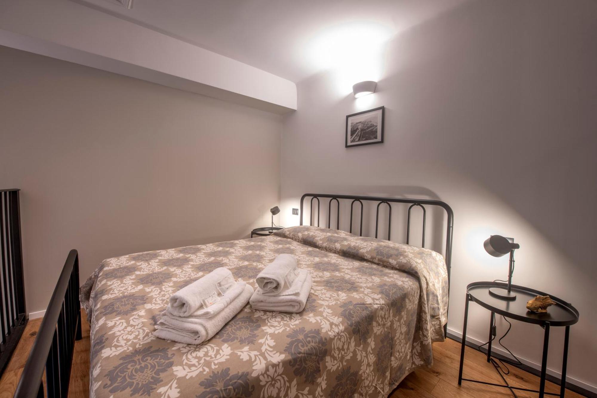 227 - Largo Zecca Luxury - Nel Cuore Del Centro Di * Genova